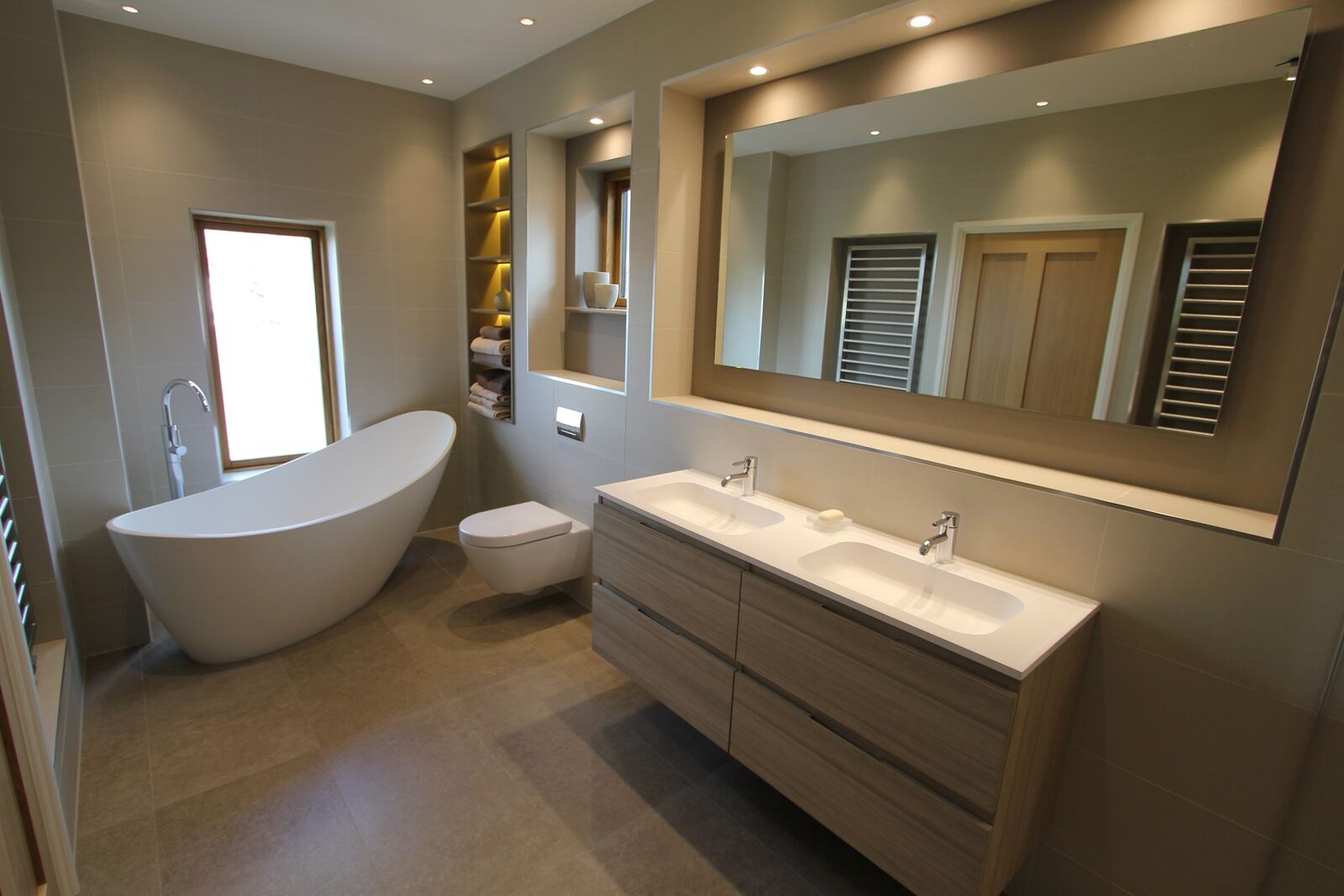 photo of Clarence  bathroom