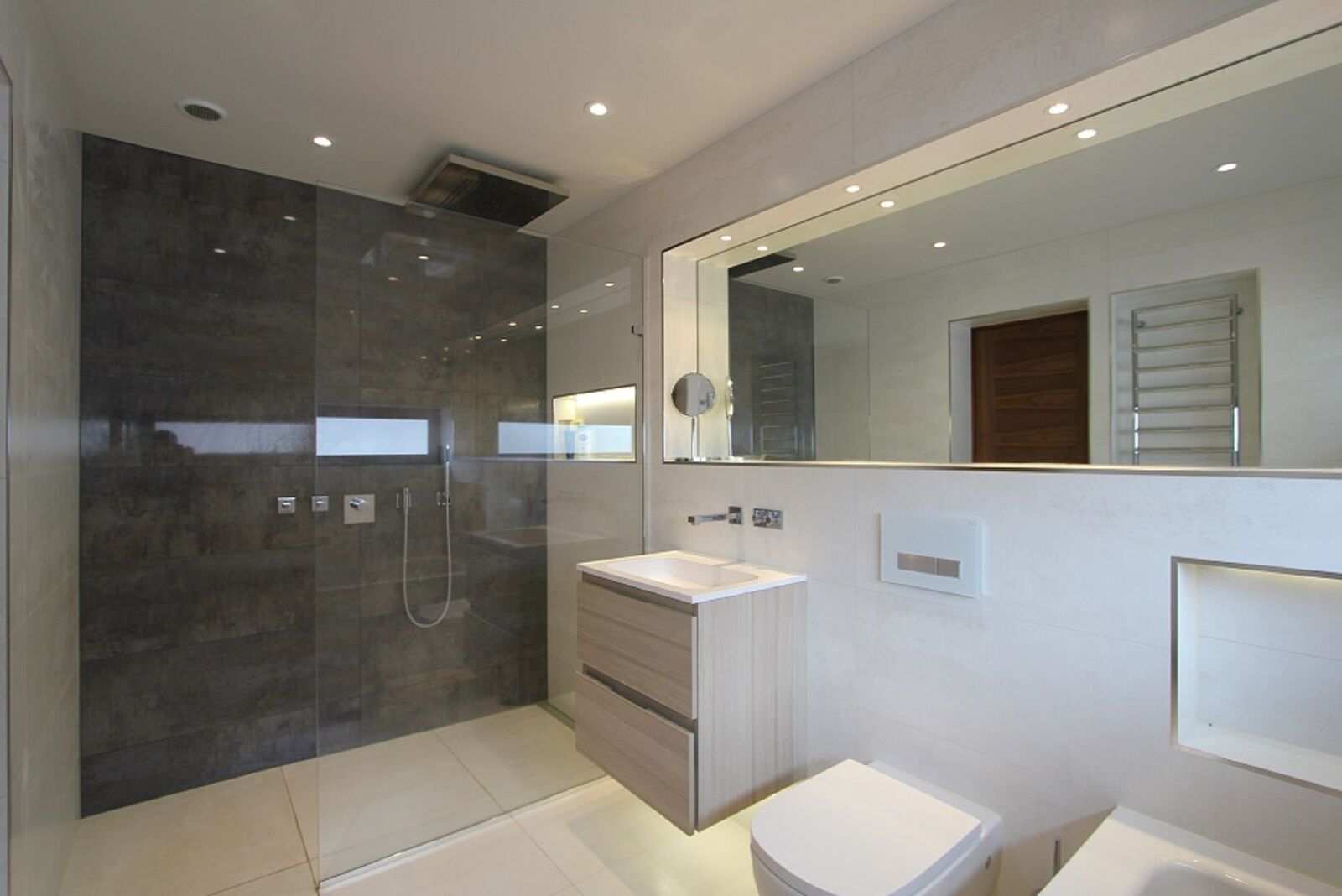 photo of Birdwood  bathroom